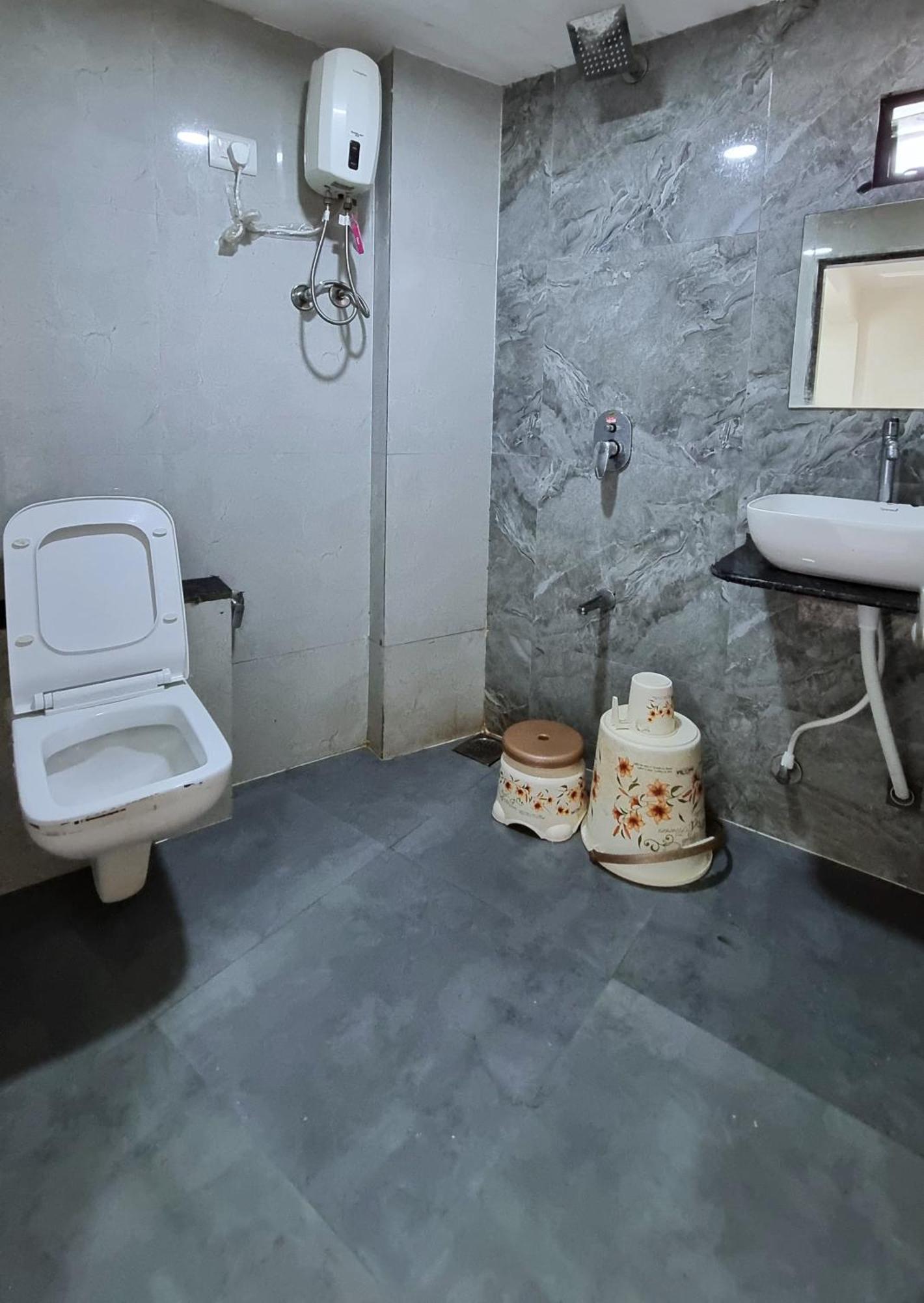 Hotel Green Tree アーメダバード エクステリア 写真