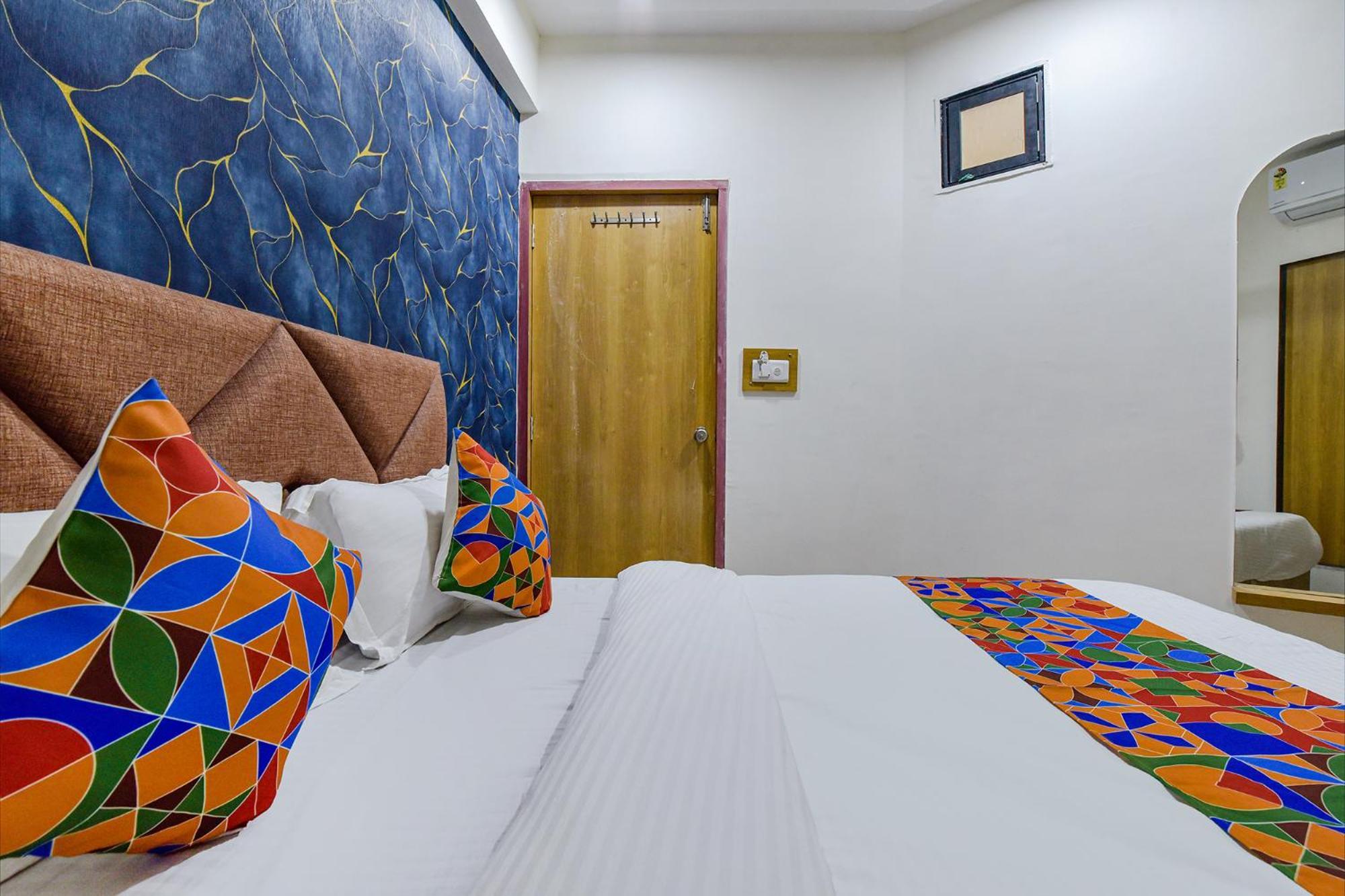 Hotel Green Tree アーメダバード エクステリア 写真